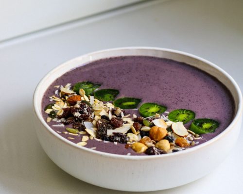 blueberry-spinach-smoothiebowl-3