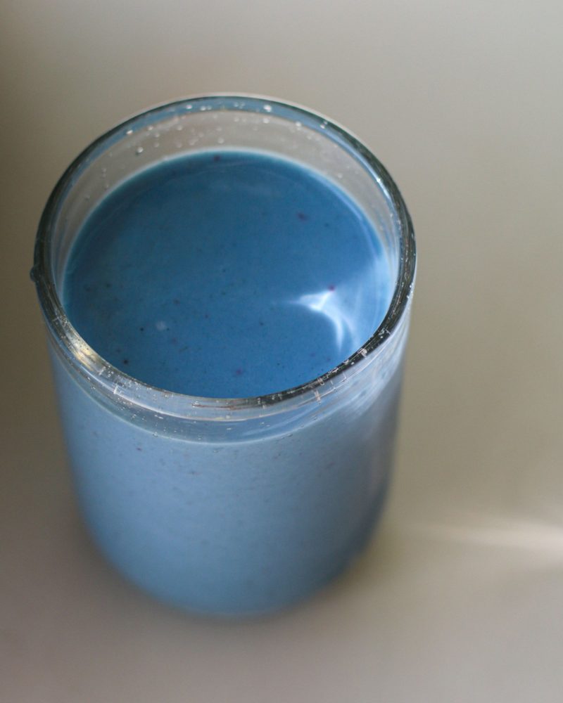 blue spirulina smoothie-1
