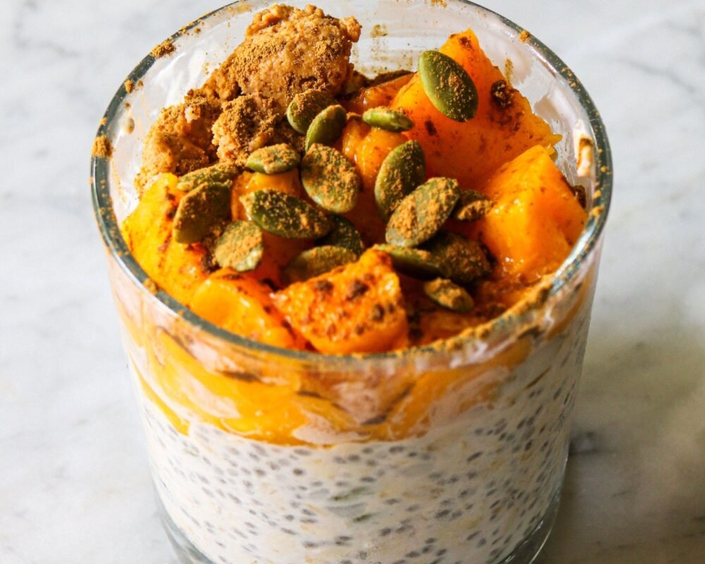 overnight oats 3 ways – mango-1