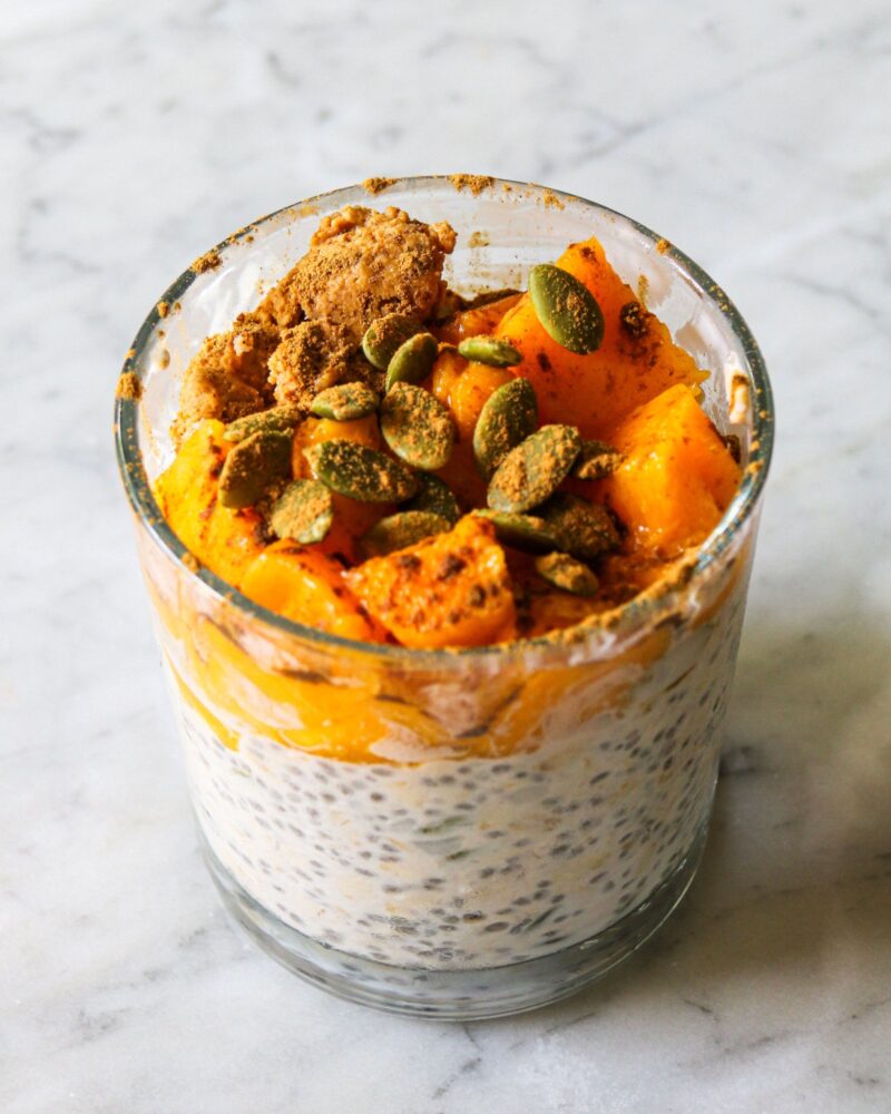 overnight oats 3 ways – mango-1