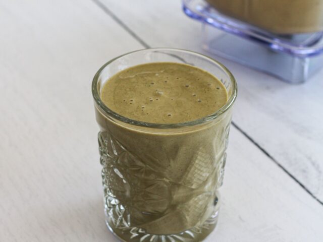 cacao spinach smoothie-2